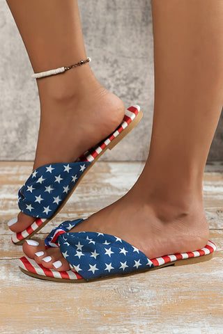 Stars and Stripes Bow Knot Flip-Flops