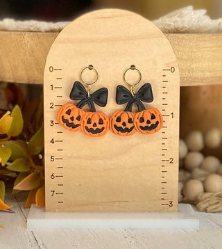 Clayhouse Colours - Pumpkin Bow Earrings | Jack-O-Lantern Earrings : Style 1 Circle Dangle