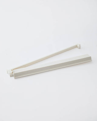 Oh My Mahjong – White Acrylic Rack & Pusher Set
