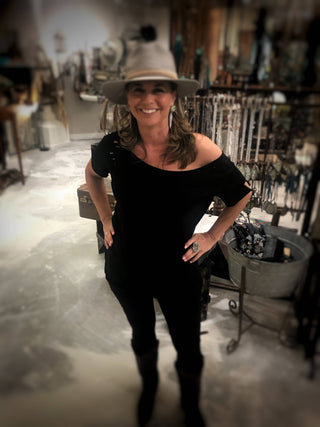 Black Muse Distressed Tee