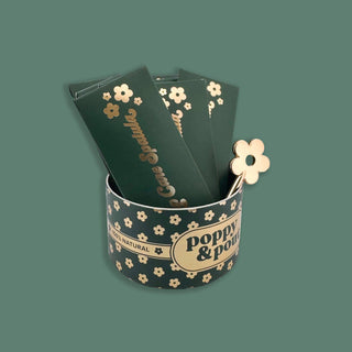 Poppy & Pout - Product Display, Cup, Green