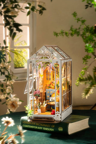 Hands Craft - DIY Book Nook Kit: Garden House