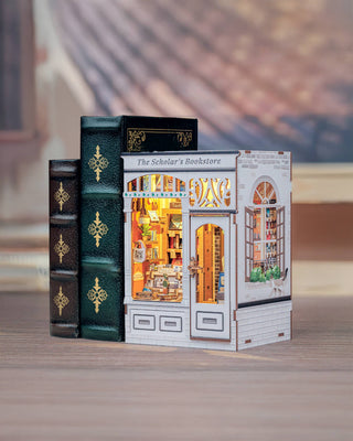 Hands Craft - DIY Book Nook Kit: The Scholar's Bookstore