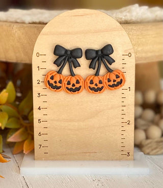 Clayhouse Colours - Pumpkin Bow Earrings | Jack-O-Lantern Earrings : Style 1 Circle Dangle