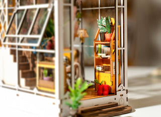 Hands Craft - DIY Book Nook Kit: Garden House