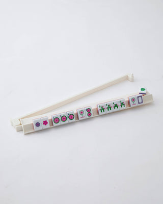 Oh My Mahjong – White Acrylic Rack & Pusher Set