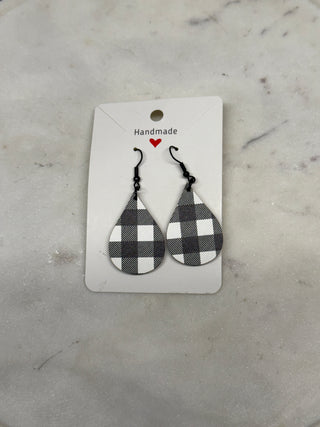 Gingham Dangle White Earrings