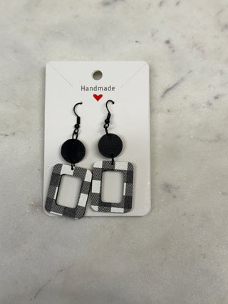 Gingham Dangle White Earrings