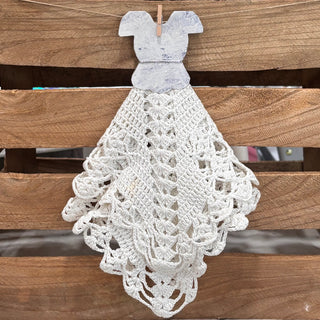 Vintage Dress-Style Doilies