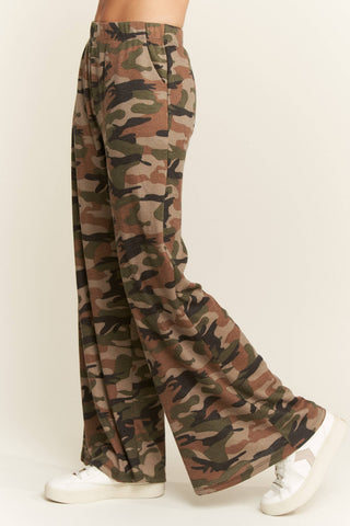JADE BY JANE - ARMY CAMO WIDE LEG PANTS: CAMOUFLAGE / S