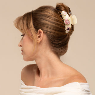 KitschPop™ Curved Claw Clip – Pearlized Cream