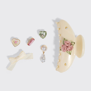 KitschPop™ Curved Claw Clip – Pearlized Cream