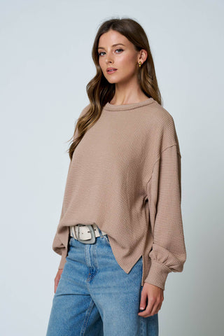 Blu Pepper - TEXTURED EXPOSED SEAM LONG EXTENDED SLEEVE KNIT TOP : KHAKI