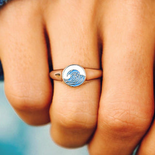 Make Waves Signet Ring