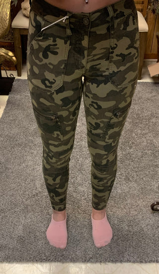 Kancan Camo Skinny Jeans